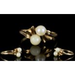 Ladies Attractive Pearl Set 9ct Gold Dress Ring, The Two Pearls Set In a Bow Tie Design.
