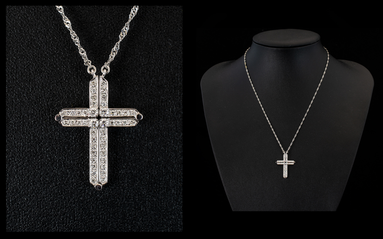 18ct White Gold Diamond Cross Set With 4