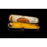 Antique 9ct Gold Collared Cheroot Holder in original fitted leather case, the collar marked 375, for