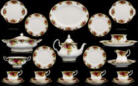 Royal Albert - Fine Bone China Country Rose Pattern 48 Piece Tea & Dinner Service.