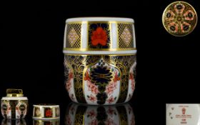 Royal Crown Derby Imari Patterned Round Barrel Lighter, Pattern 1128, Date 1979.