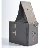 An Ihagee Exakta Plan-Paff-Reflex box camera, with Trioplan 1.6 f=9cm lens.