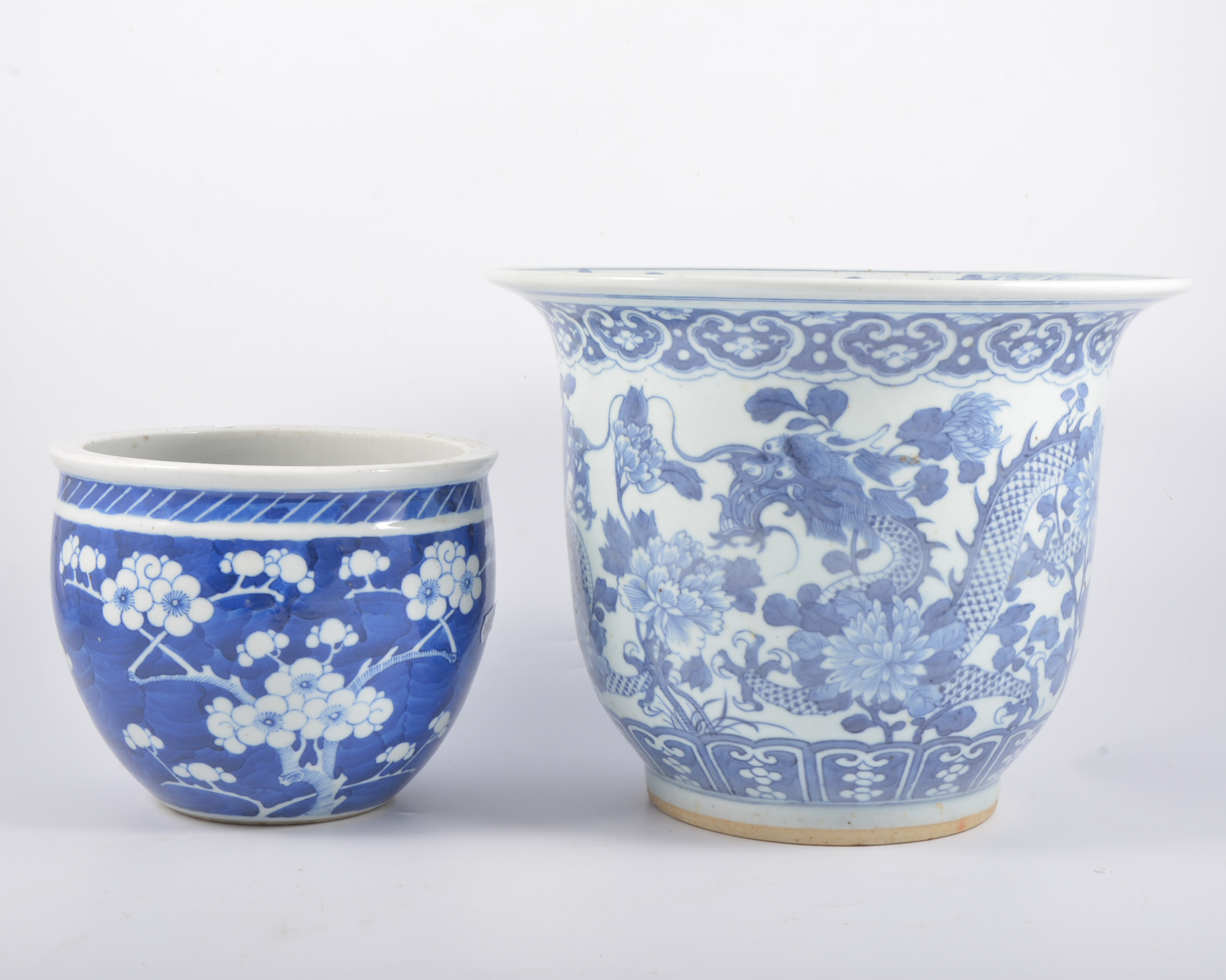 Chinese blue and white jardiniere, decorated with dragon amongst flowers,