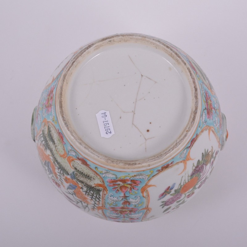 Chinese porcelain vase, moulded ring mask handles, panels of cockerels and flowers, marked 18cm. - Image 3 of 4