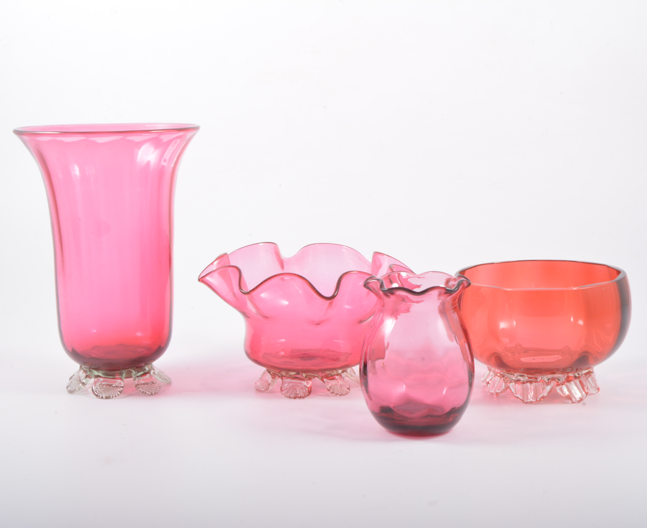 Cranberry glass flared vase 19cm, oil lamp three bowls,