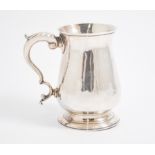 A George III silver baluster tankard,