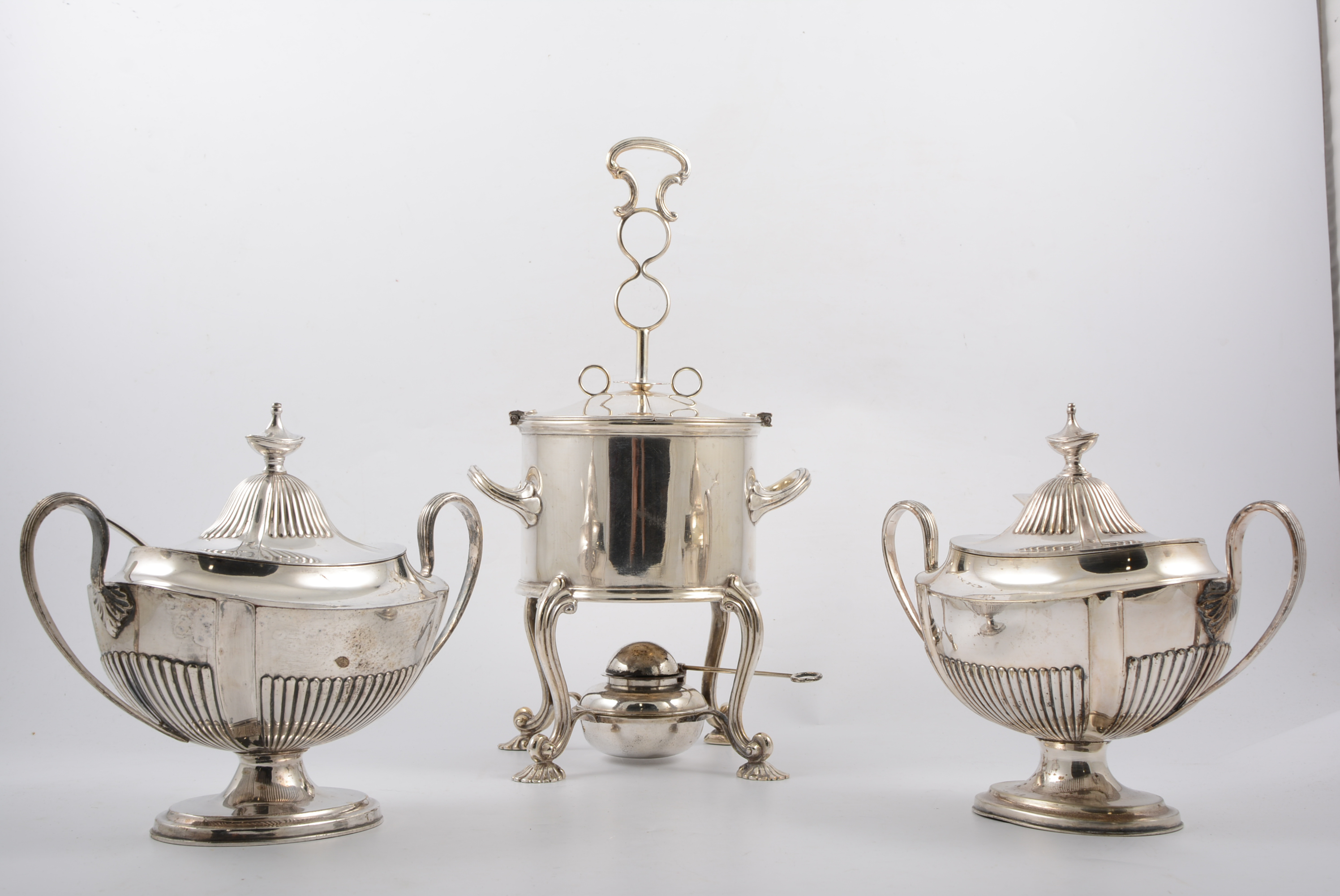 A pair of Mappin Bros silver plated sauce tureens with covers and ladles,