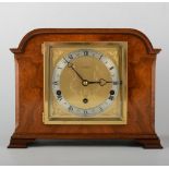 Elliott mantel clock, walnut case, the movement with Westminster/Whittington chimes on gongs, 24cm.
