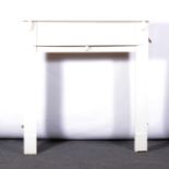 Painted wood mantel and fire surround, width 135cm, height 138cm.