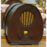 1933 Philipps 'Super Inductance' 834A bakelite radio.