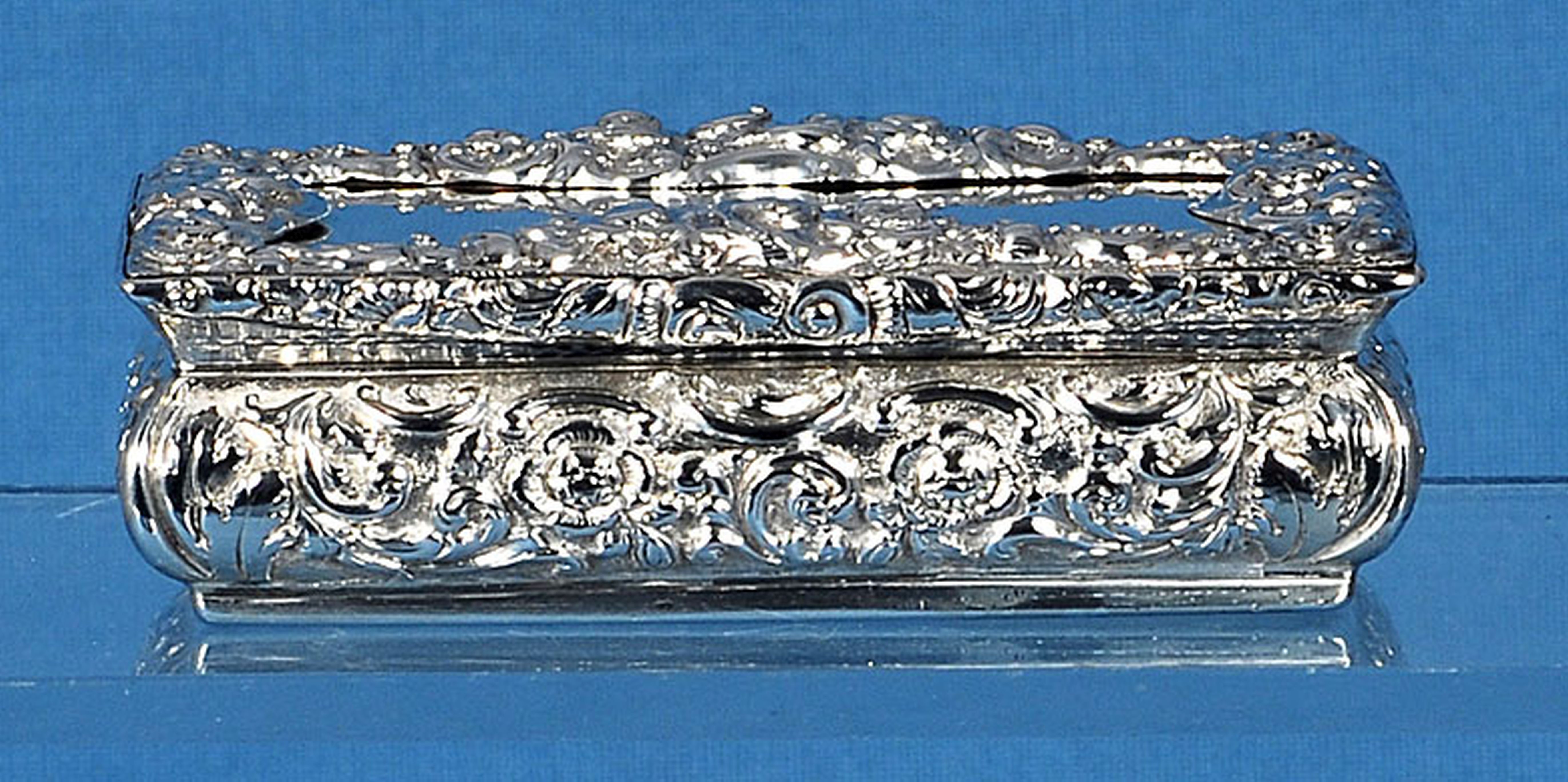 An early Victorian engine turned silver snuff box, by Wheeler & Cronin, hallmarked Birmingham - Image 6 of 11