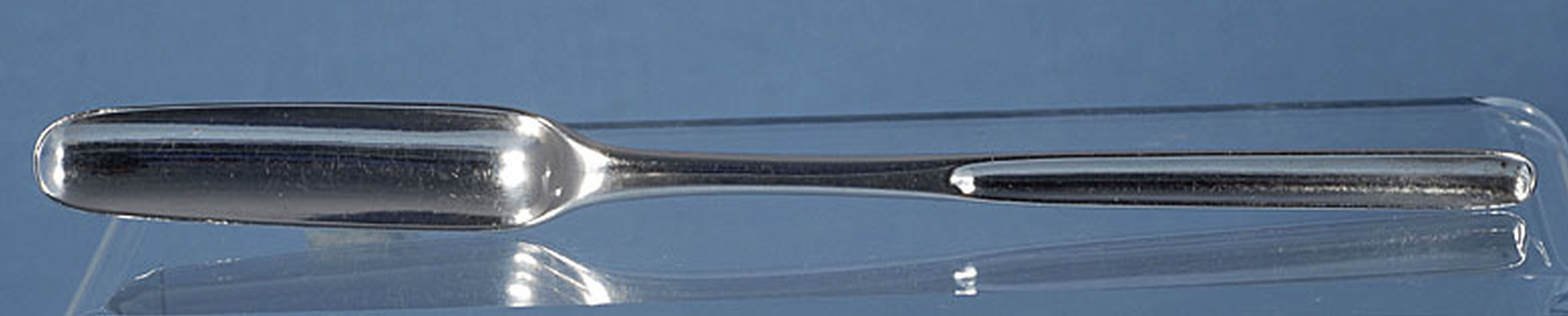 A Queen Anne Britannia standard silver marrow scoop, hallmarked London 1709, makers mark rubbed, - Image 2 of 4