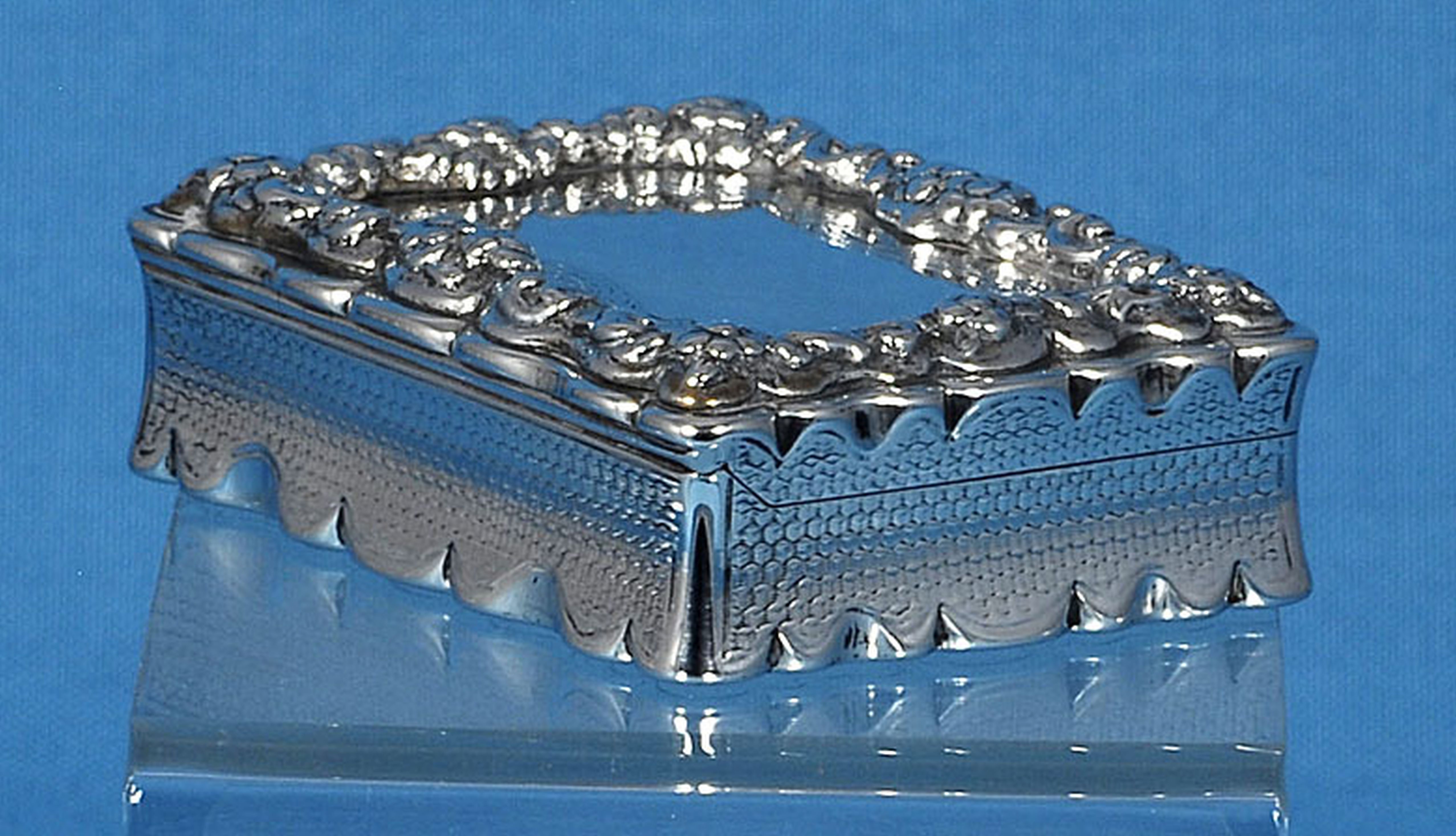 A Victorian silver rectangular table snuff box, by Yapp & Woodward, hallmarked Birmingham 1850, with - Image 8 of 13