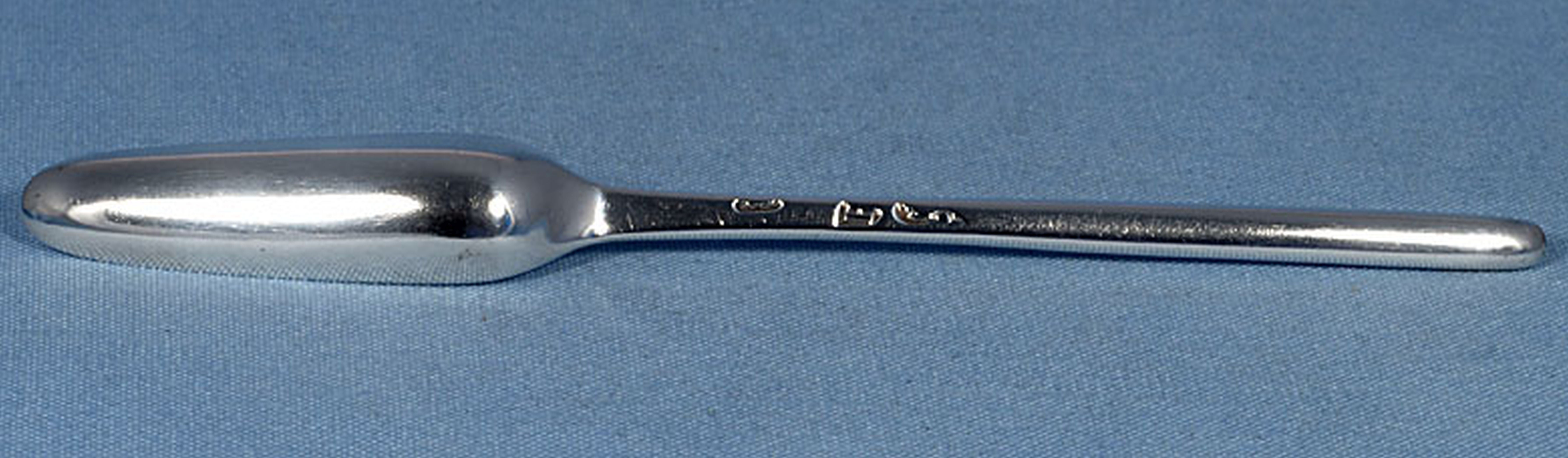 An early George I silver marrow scoop, hallmarked London 1721, makers mark indistinct, - Image 3 of 4