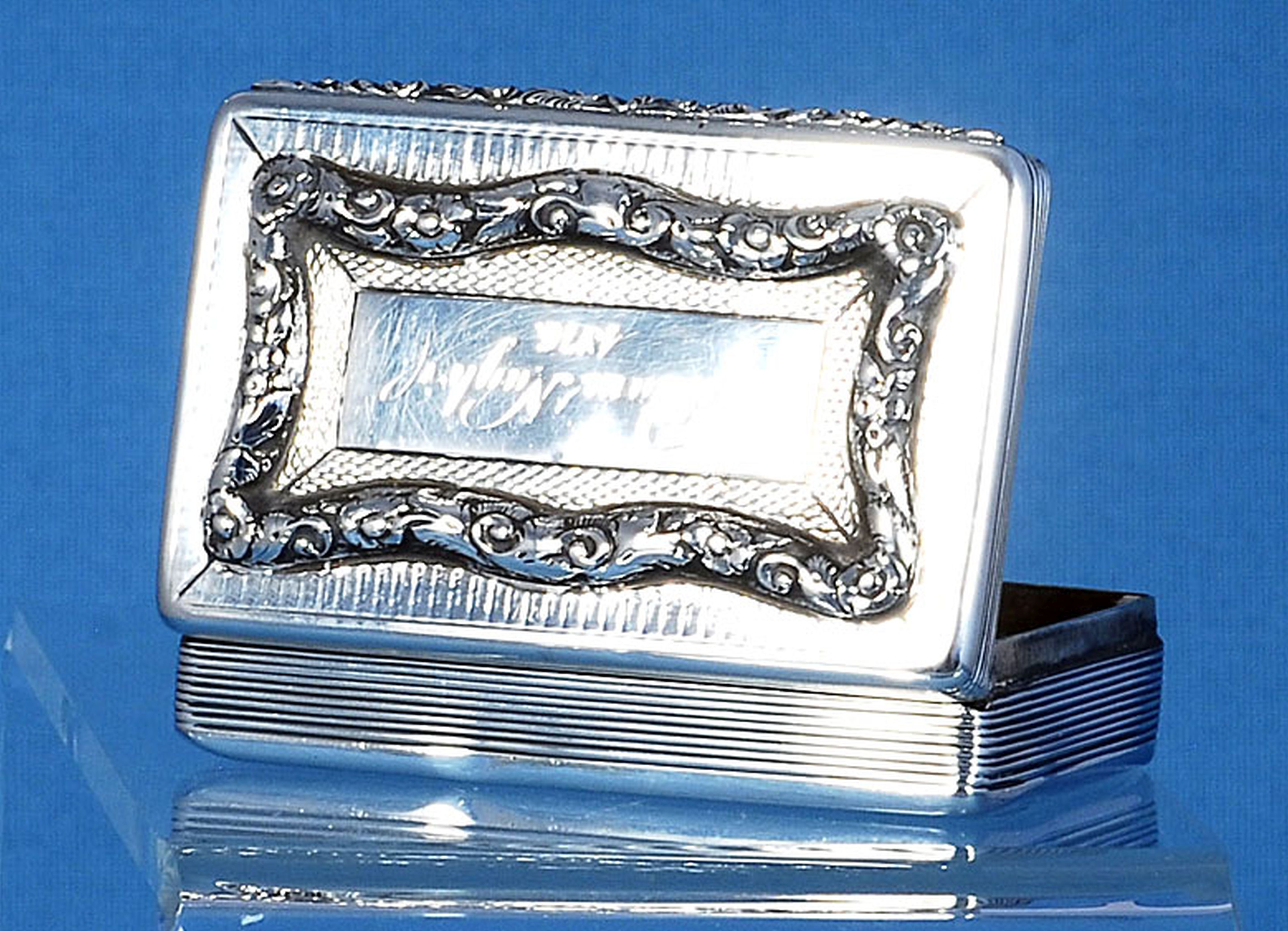 An early Victorian silver snuff box, by Francis Clark, hallmarked Birmingham 1840, of rectangular - Image 3 of 10