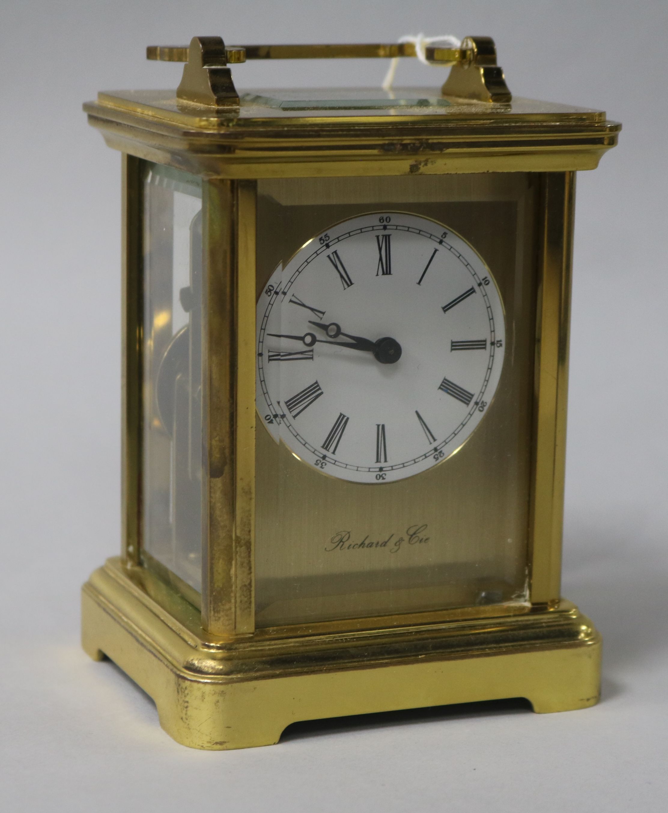 A carriage clock, 5in.