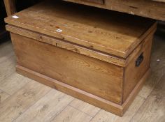 A pine blanket box, W.90cm