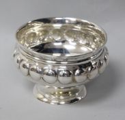 A George V silver circular pedestal bowl with beaded border, Edward Barnard & Sons, London, 1911,