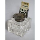 A George V silver mounted glass combination inkwell/calendar, Mappin & Webb, Birmingham, 1920,