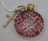 A 19th century yellow metal mounted ruby overlaid glass scent bottle, a yellow metal turquoise and