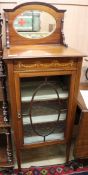 An Edwardian inlaid mahogany display cabinet W.51cm