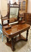 A late Victorian 'duchesse' dressing table W.106cm