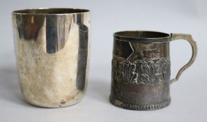 A Georgian silver christening mug (af) and a Victorian silver beaker, 6.7 oz.