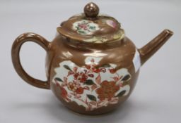 An 18th century Chinese Batavia teapot and cover