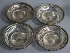A set of four George V pierced silver bonbon dishes, Goldsmiths & Silversmiths Co Ltd, London, 1916,