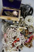 Small quantity of gold, silver and costume jewellery.