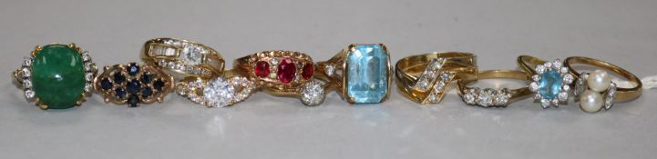 Eleven assorted rings including three 18ct, three 14ct, 4 9ct and one yellow metal.