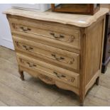 A light oak French chest of drawers W.92cm