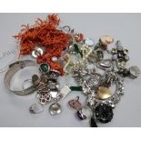 Assorted jewellery including costume, silver etc.