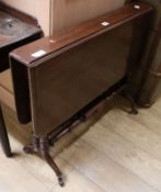 A Victorian mahogany Sutherland table W.92cm