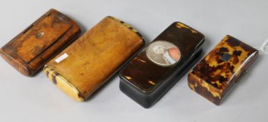 An early 19th century horn and tortoiseshell snuff box inset with a miniature and a tortoiseshell