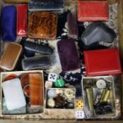 Twelve assorted jewellery boxes, a quantity of unmounted agate and other collectables.