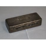 A Victorian silver rectangular snuff box, Edward Smith, Birmingham, 1851, 65mm.