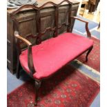 An Edwardian mahogany chairback settee W.118cm