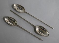 Three 18th century silver mote spoons, including one by James Wilks?, approx 13.7cm.