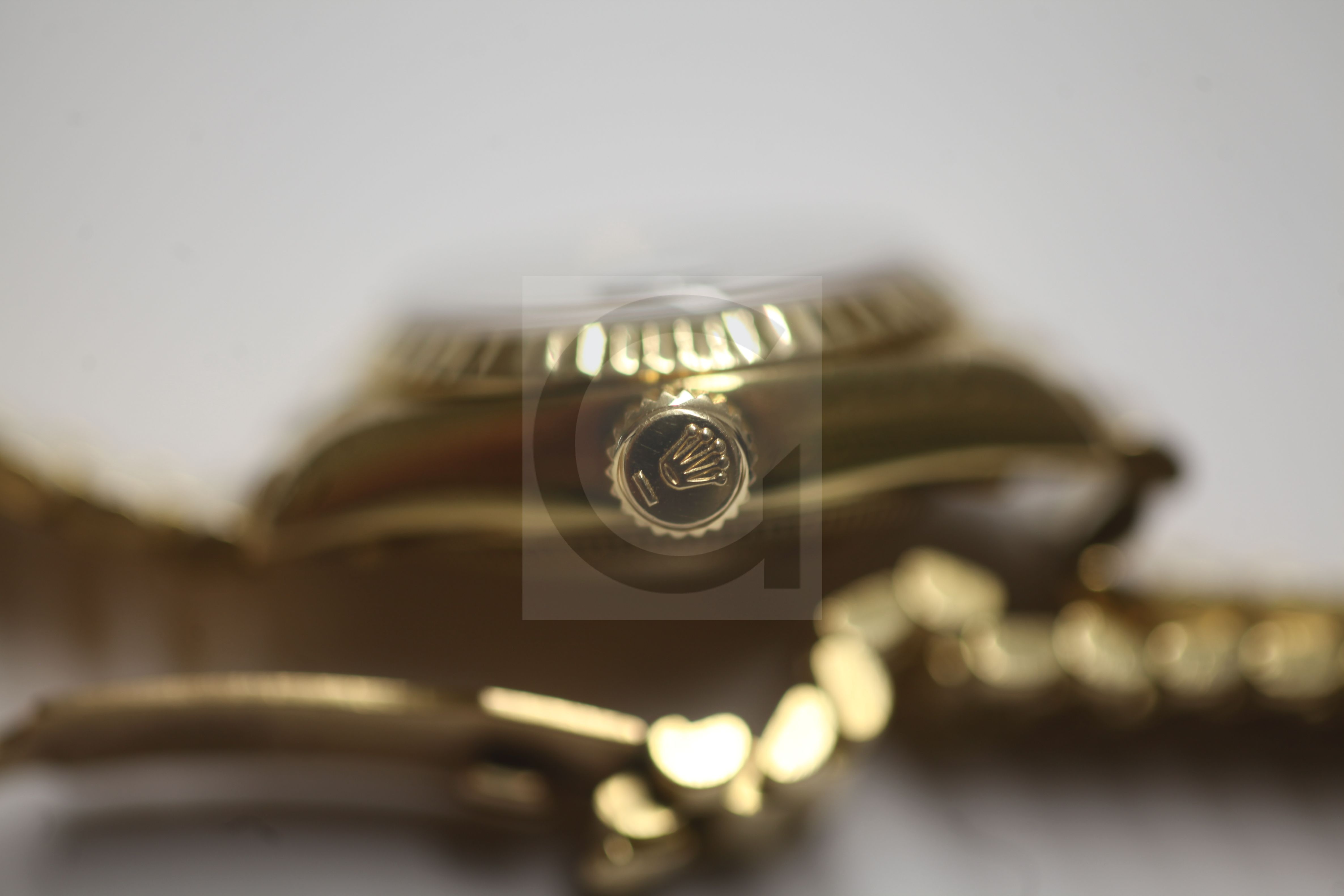 A lady's 18ct gold and diamond set Rolex Oyster Perpetual Datejust and box, the blue dial with - Image 2 of 5