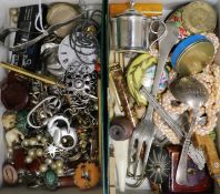 A quantity of mixed items including silver and costume jewellery etc.