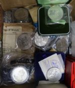 A collection of coins and medals to include a 1939 crown, a QEII silver jubilee medal to George VI