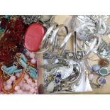 A quantity of mixed jewellery including costume and silver.