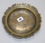 A Cairoware dish 21cm.