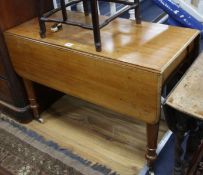 A Victorian mahogany Pembroke table