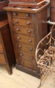 A Victorian oak Wellington chest W.45cm