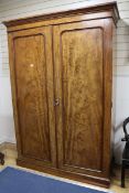 A Victorian mahogany wardrobe W.142cm