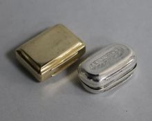A George IV silver gilt vinaigrette and a George III silver vinaigrette.