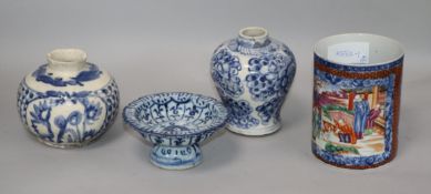 A Chinese famille rose mug, 18th century and three blue and white vessels Mug H.13cm