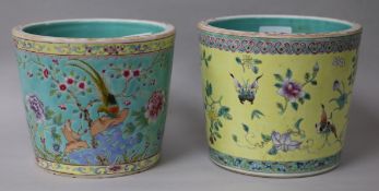 Two Chinese Republic period famille rose plant pots H.12cm